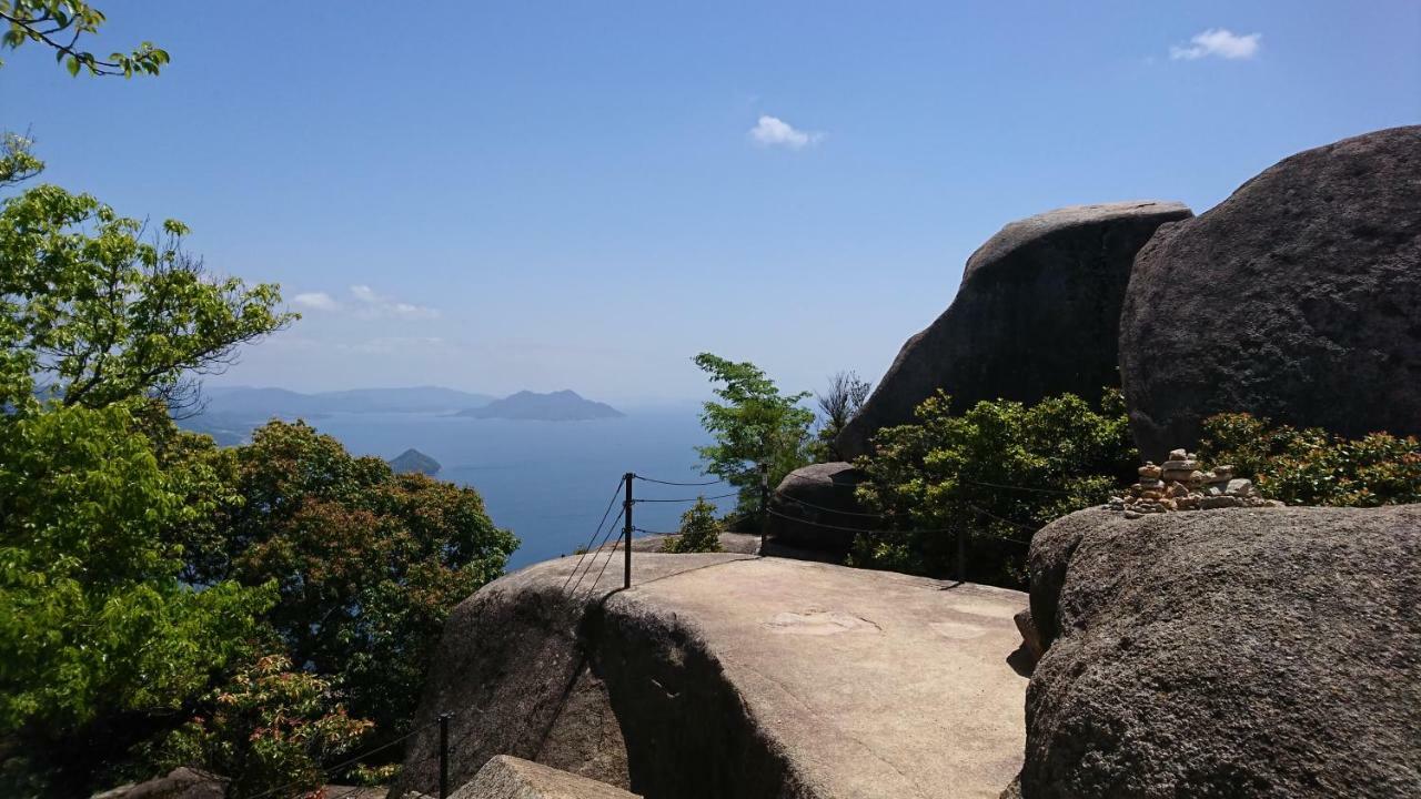 Ferienwohnung Full House Miyajima Hatsukaichi Exterior foto